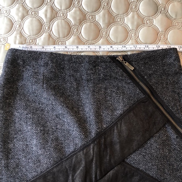 Very J Tweed & Faux Suede Mini Skirt - Picture 5 of 7